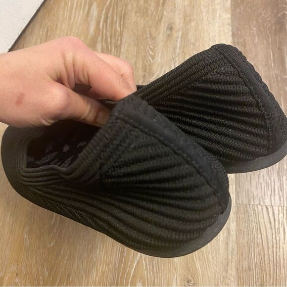 Skechers Black Flats for Women - Picture 7 of 7